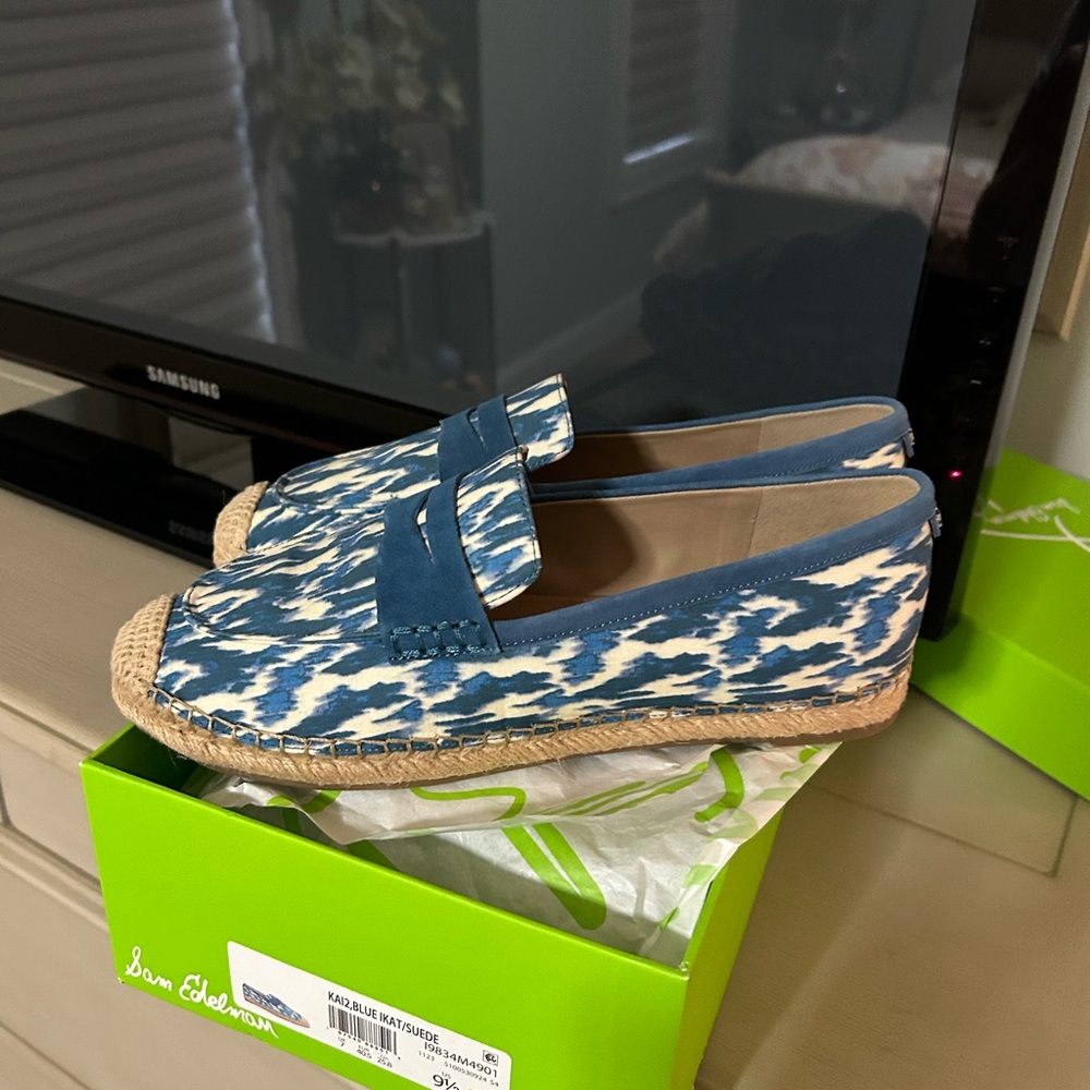 Sam Edelman Blue Patterned Espadrille Loafers NWT - image 2